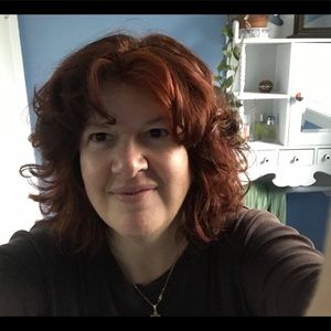 Meet your Posher, Linda